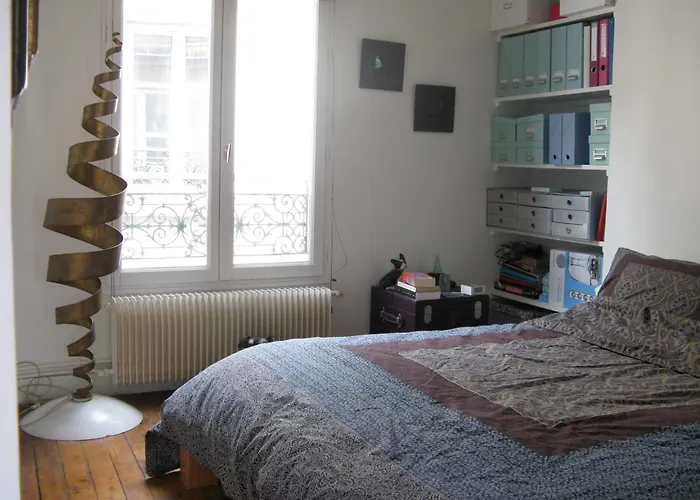 Stylish Flat With Balcony Facing South 4*